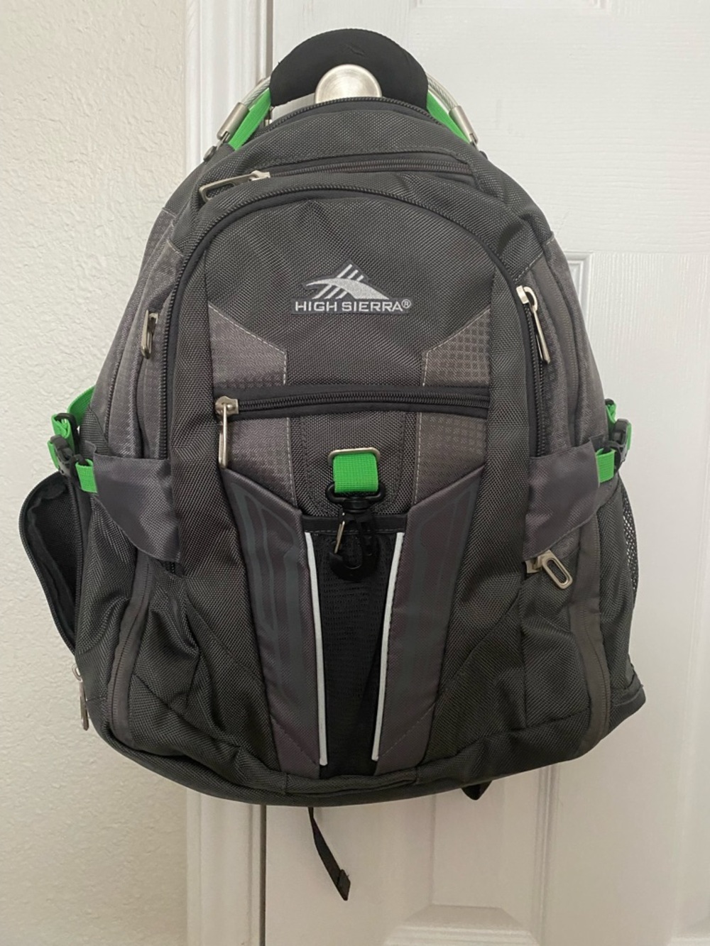 High Sierra Gray and Green Multi-Compartment Daypack